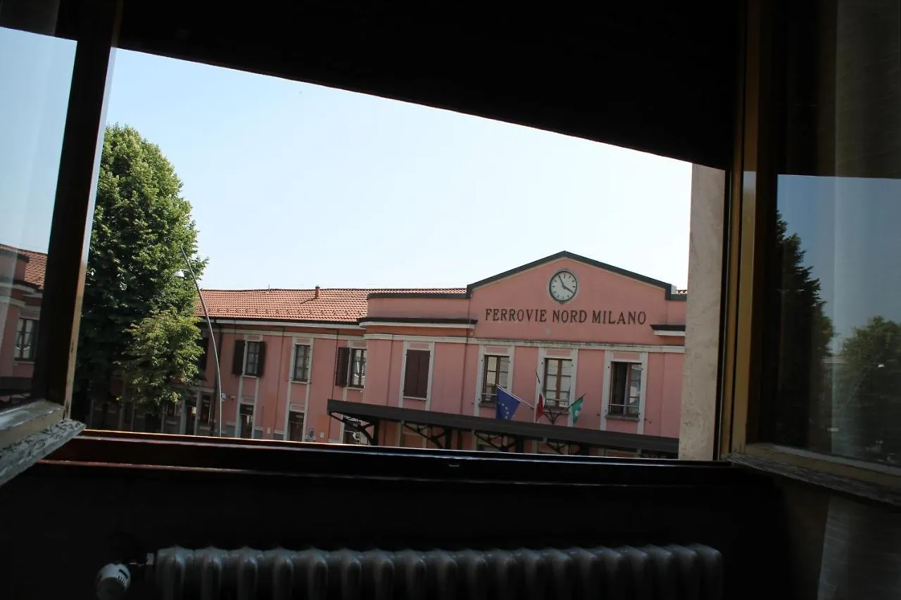 Apartment L'Appartamento Della Stazione Di Saronno
